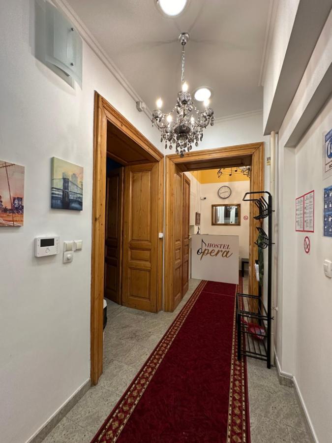 Hostel Opera Ljubljana Buitenkant foto